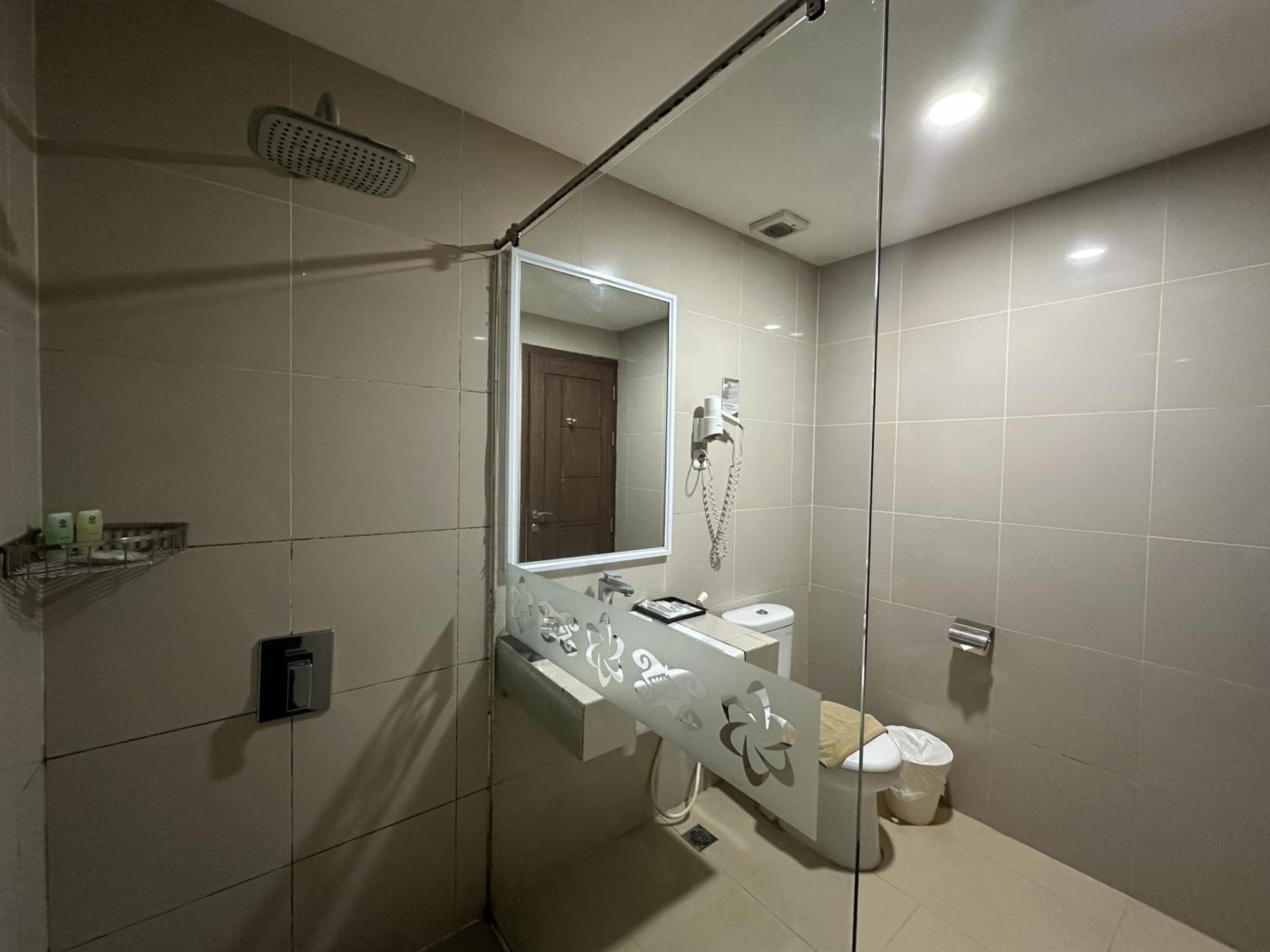 Vega Prime Hotel & Convention Sorong Habitación foto