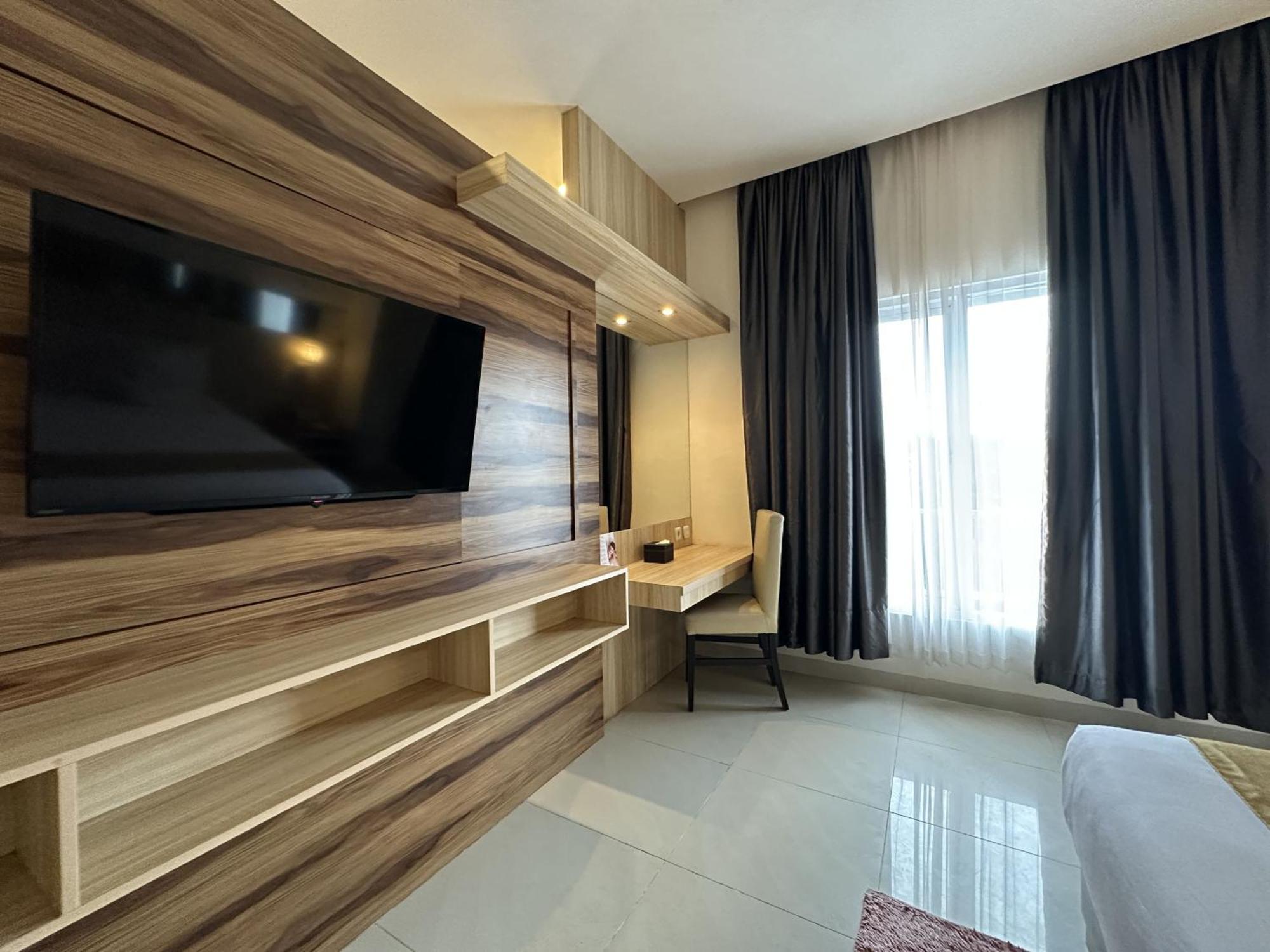 Vega Prime Hotel & Convention Sorong Habitación foto